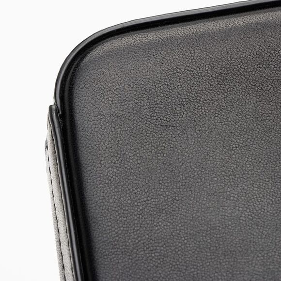 Saint Laurent Matalasse Calfskin Monogram Vicky Belt Bag - Picture 14 of 15